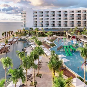 5* リゾート Hilton Cancun, An
